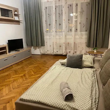 Sunset-free Parking Appartement