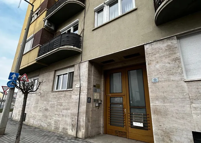 Sunset-free Parking *